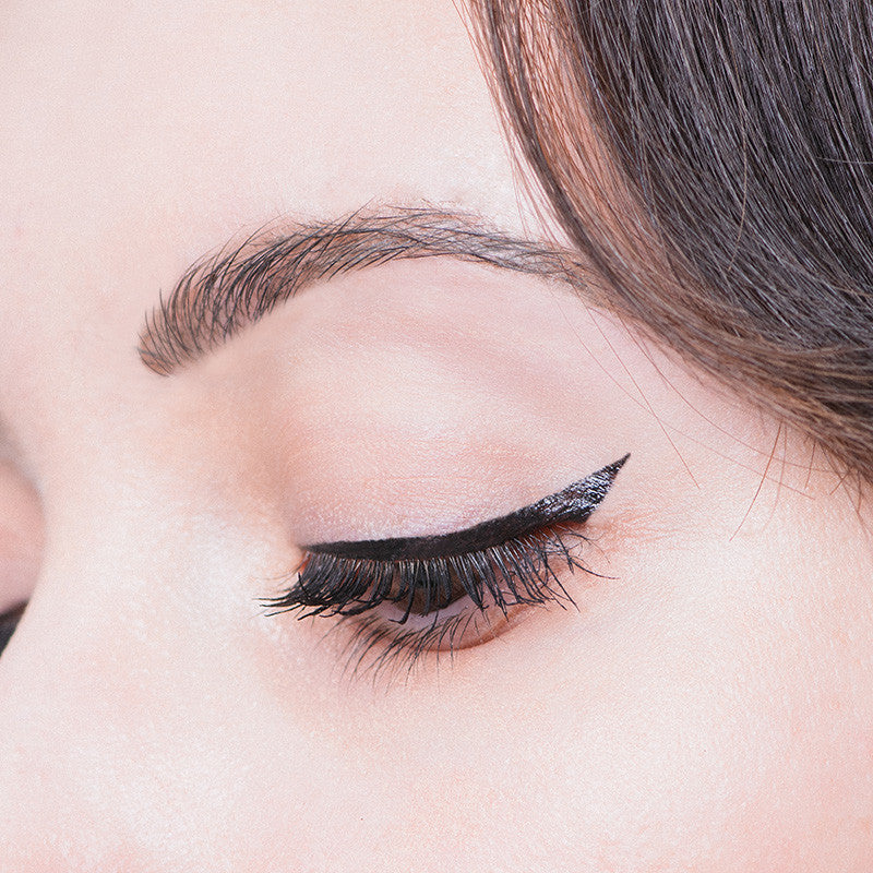 Nestemäinen eyeliner, noir, GRL 01, 3 ml
